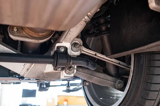 Wprowadzenie: Czy małe łącze może określić, czy układ kierowniczy „słucha”?