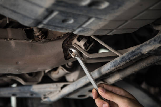 Pogorszenie się tulei wahacza - czy wymiana tulei jest naprawdę bardziej opłacalna niż wymiana całego zespołu?